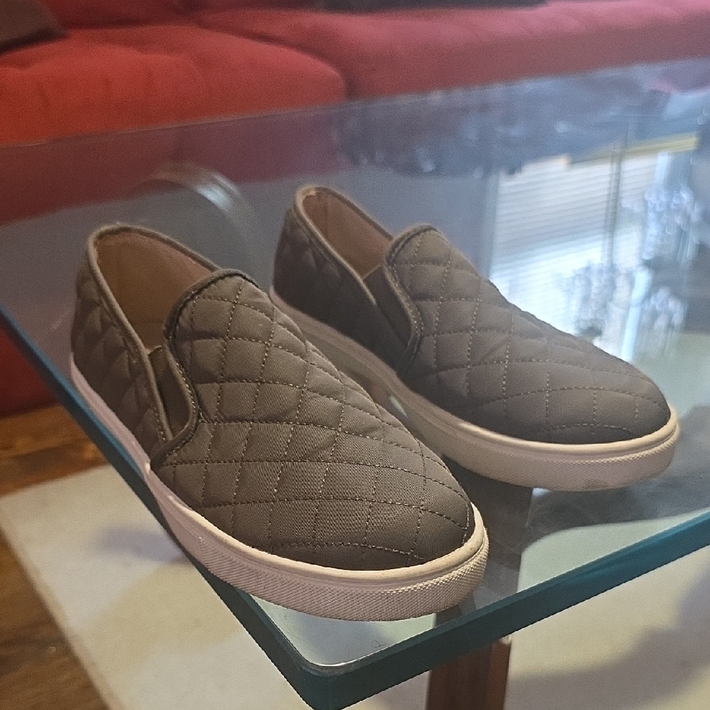 Steve Madden Quilted Slip-On Sneakers in Gray